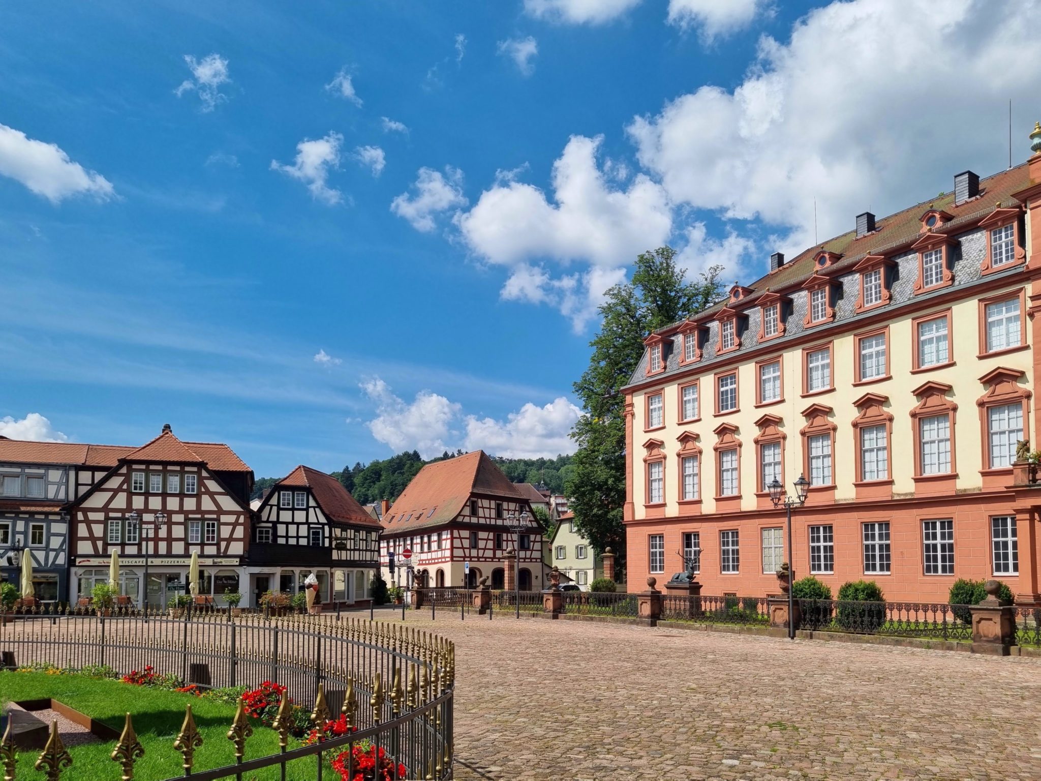 STADTANSICHTEN ERBACH (ODENWALD)